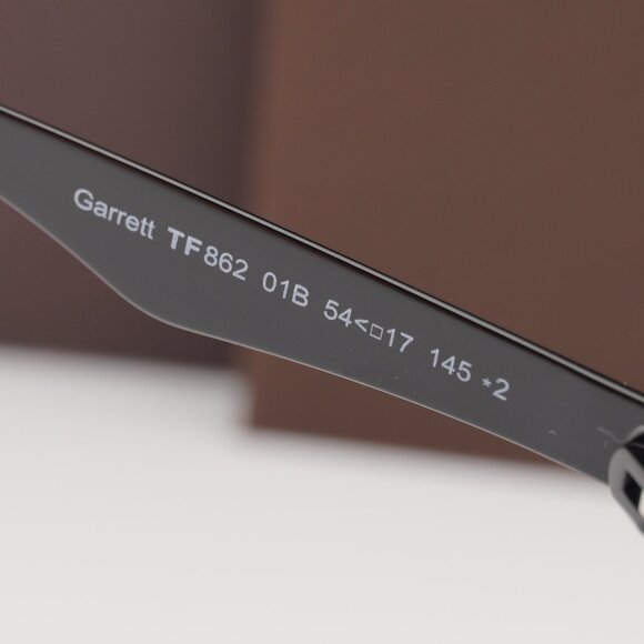 Tom Ford Garrett FT0862 01B Square Sunglasses - Black/Smoke - Picture 9 of 10